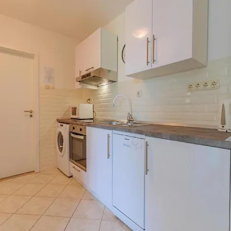 - Comfort Two-bedroom F3