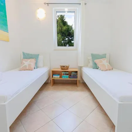 - Comfort Two-bedroom F3